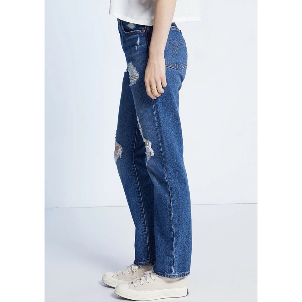 Levi's Blue Straight Leg Women's Jeans - Picture 3 of 9